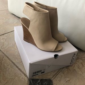 Aldo wedges